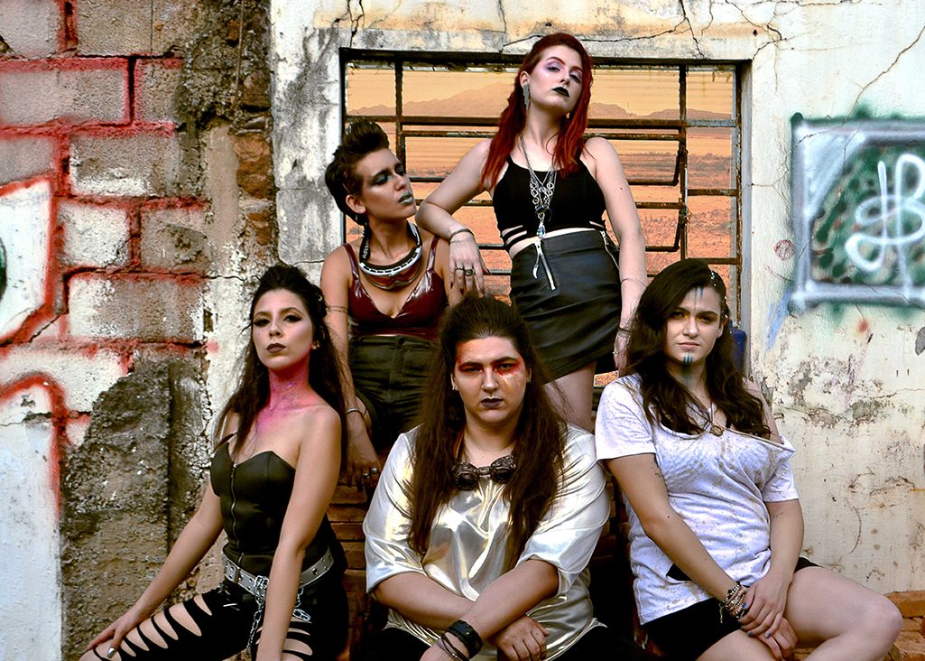 Banda fez lives no YouTube