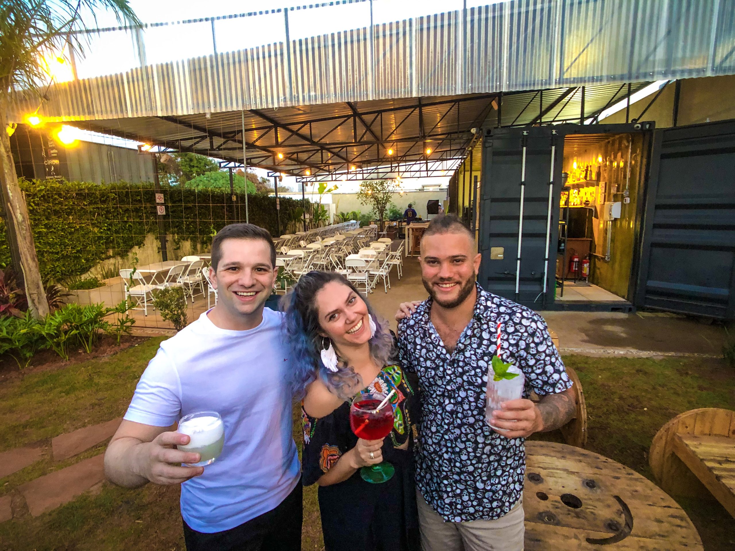 Üne Bar realiza evento que reúne microempreendedores, artistas e artesãos de Bauru