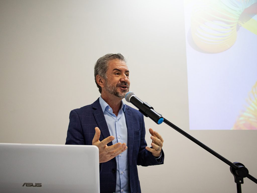 Professor de oratória