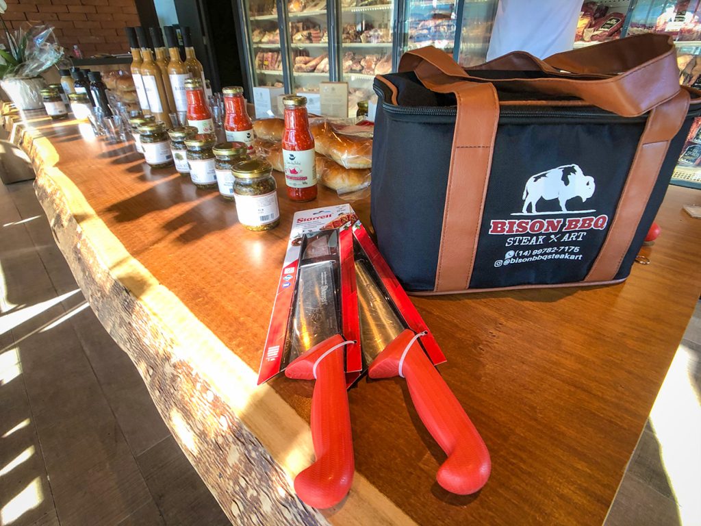 Bison BBQ Steak Art - boutique de carnes