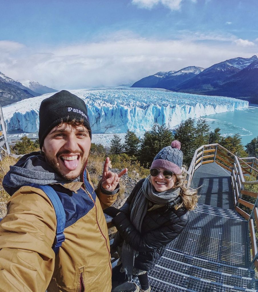 Casal em viagem