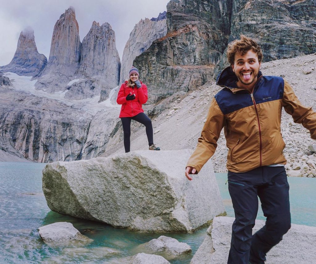 Casal em viagem