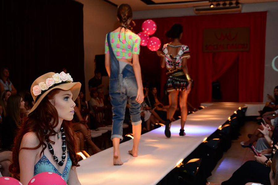 desfile bauru
