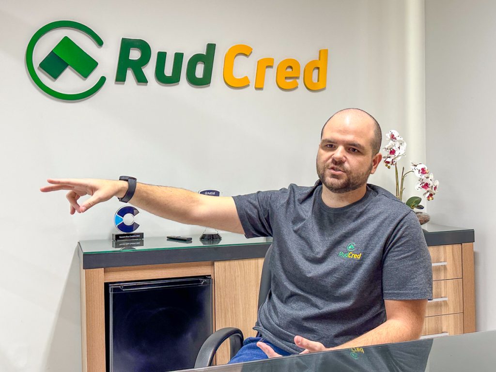 Empresa bauruense de crédito