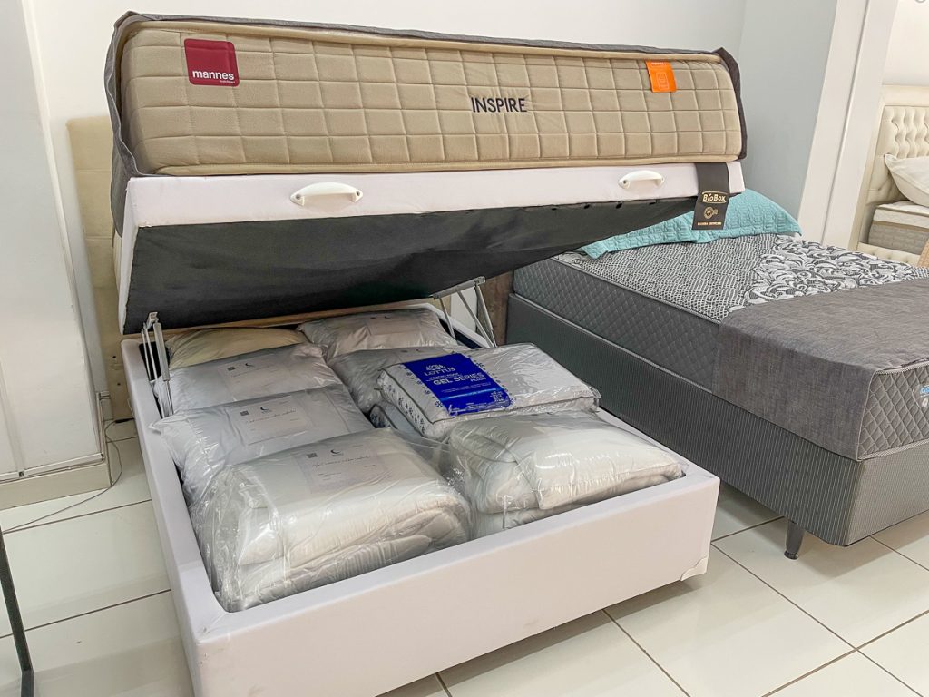 Cama e colchão